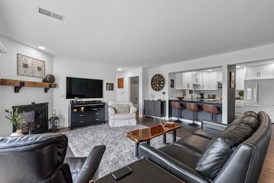 933 Spring Ct, West Bend, WI 53095 - photo 3