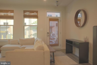 2816 Devonshire Cliffs Terrace unit 9, Hyattsville, MD 20782 - photo 3