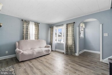 707 Maryland Ave, Essex, MD 21221 - photo 2