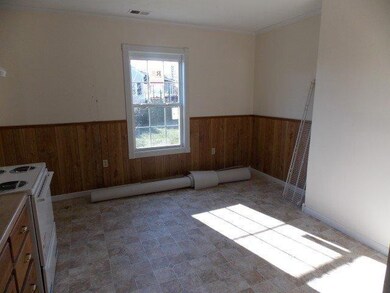 323 Danville St, Burgin, KY 40310 - photo 4