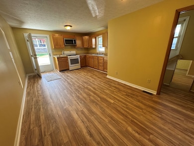 174 Mcalpin Rd, Sophia, WV 25921 - photo 7