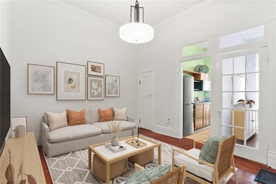 Living room view with kitchen and bedroom perspective (vrt stgng)