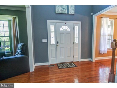 106 Providence Ln, Lansdale, PA 19446 - photo 4