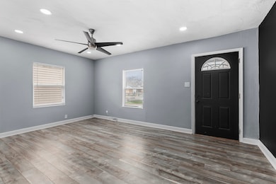 621 Burr St, Gary, IN 46406 - photo 5