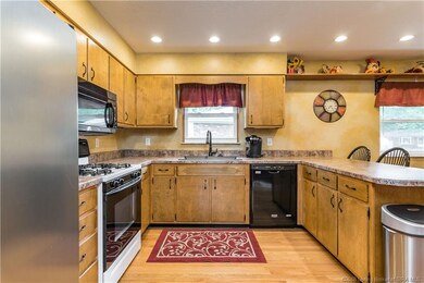 207 Greendale Dr, New Albany, IN 47150 - photo 3