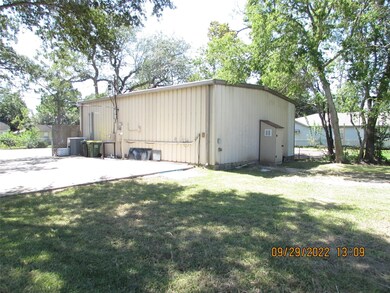 3909 2nd St, Pearland, TX 77581 - photo 3