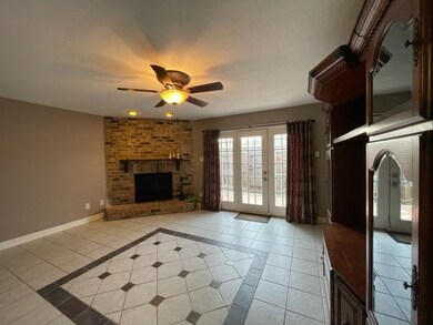 10324 Longmont Dr unit 476, Houston, TX 77042 - photo 6
