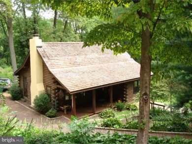 2609 Pheasant Run Ln, Spring City, PA 19475 - photo 2