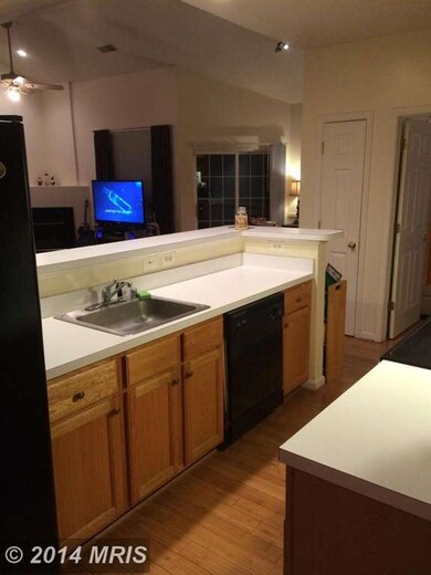 12708 Found Stone Rd unit 305, Germantown, MD 20876 - photo 7