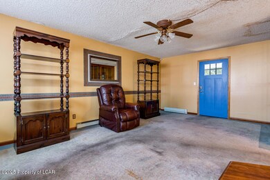 528 Samuels Ave, Hazleton, PA 18201 - photo 4