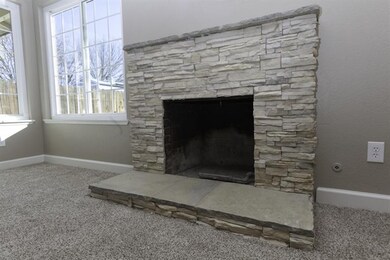 3712 N Miami Ave, Fresno, CA 93727 - photo 6