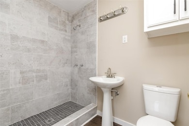 622 W Ella Ave unit 3, Kingsville, TX 78363 - photo 7