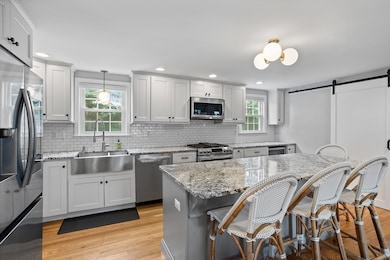 55 Kent Dr, Hudson, MA 01749 - photo 3