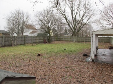 409 S Adams St, Boswell, IN 47921 - photo 5