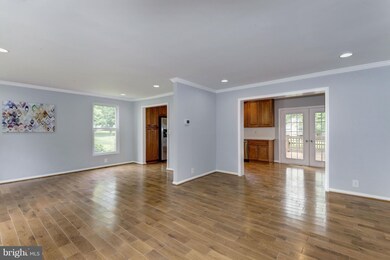 7309 Farthest Thunder Ct, Columbia, MD 21046 - photo 4