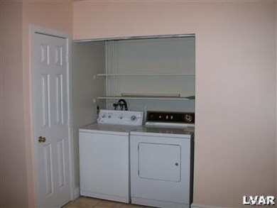 740 N 9th St, Allentown, PA 18102 - photo 2