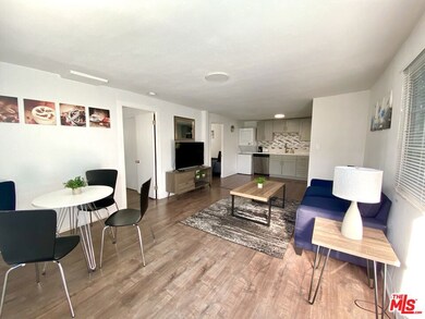 4812 Pickford St, Los Angeles, CA 90019 - photo 2