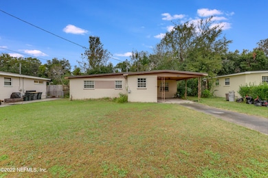 2456 Sam Rd, Jacksonville, FL 32216 - photo 5