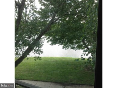 136B Birchfield Ct unit B, Mount Laurel, NJ 08054 - photo 3