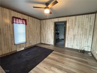 345 Ritchie Ave, Weirton, WV 26062 - photo 6