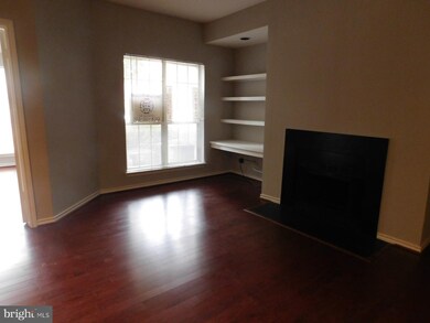 3902 Penderview Dr unit 1404, Fairfax, VA 22033 - photo 3
