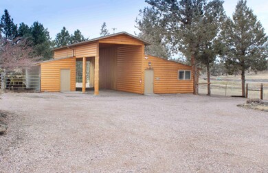 62497 Stenkamp Rd, Bend, OR 97701 - photo 4