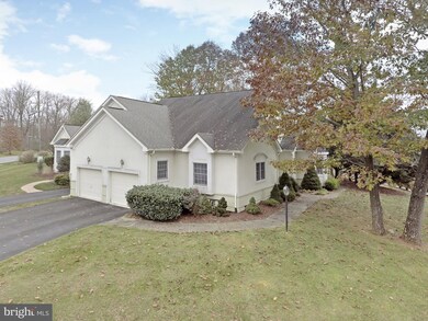 11 S Tamarac Dr, Shepherdstown, WV 25443 - photo 4