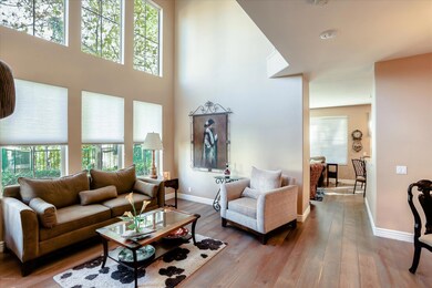 596 Fenwick Living Room