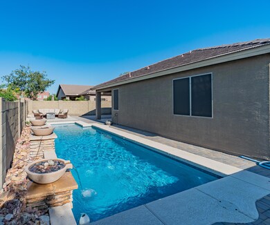1520 E Constance Way (32 of 39)