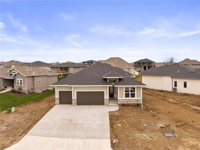 9164 Saddletop St, Lenexa, KS 66227 - photo 2