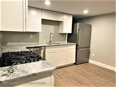 726 Monmouth Pkwy, North Middletown, NJ 07748 - photo 3