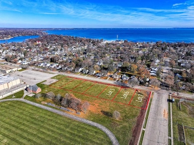 663 Reed St, Neenah, WI 54956 - photo 2