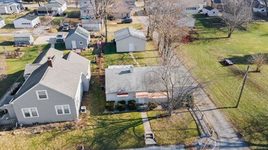 218 S Mcclellan St, Auburn, IN 46706 - photo 5