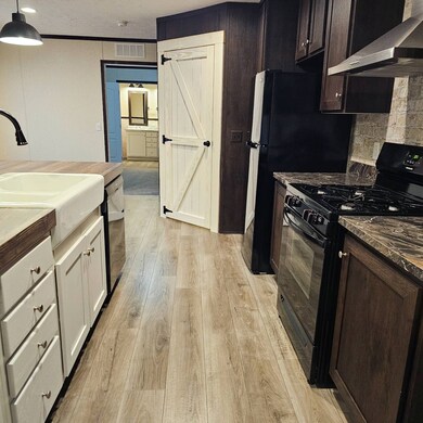 3700 28th St unit 424, Sioux City, IA 51105 - photo 5