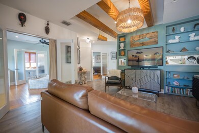 1410 Laird-10