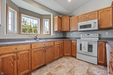 512 9th St NE, Dilworth, MN 56529 - photo 6