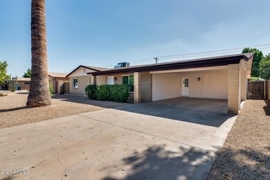 3737 W Caron St unit 4, Phoenix, AZ 85051 - photo 2