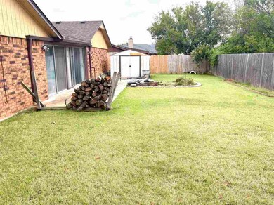 401 SW 78th St, Lawton, OK 73505 - photo 2
