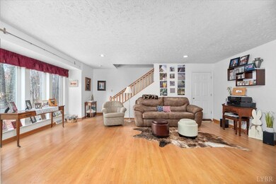 276 Crescent Dr, Concord, VA 24538 - photo 6