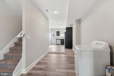 722 N Curley St, Baltimore, MD 21205 - photo 7