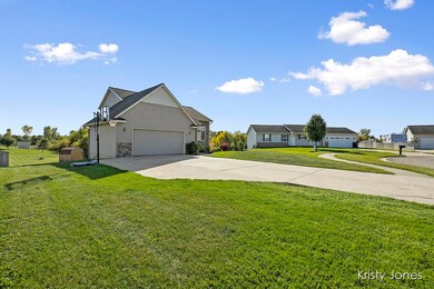 1072 Barnwood, Wayland, MI 49348 - photo 2
