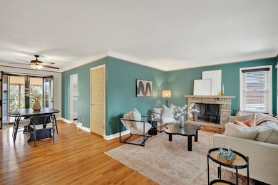 4015 39th Place, Des Moines, IA 50310 - photo 5