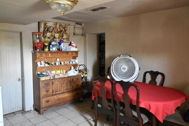 1106 e pima 16