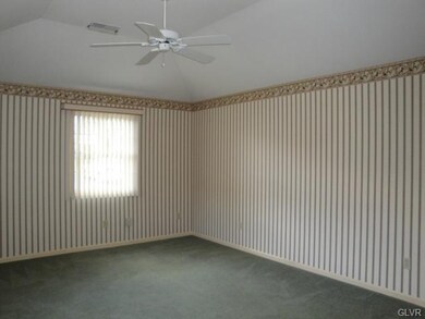 5798 Burning Tree Ln, Macungie, PA 18062 - photo 5