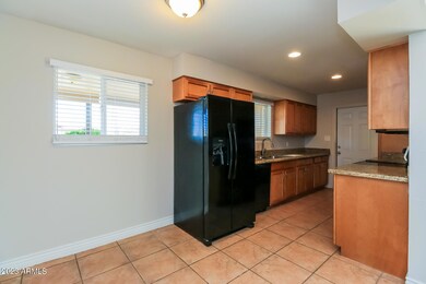 561 E Franklin Ave, Mesa, AZ 85204 - photo 5