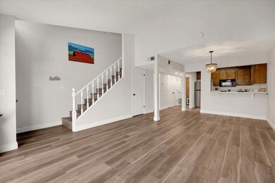 1370 Dustin Dr unit 14, Yuba City, CA 95993 - photo 2