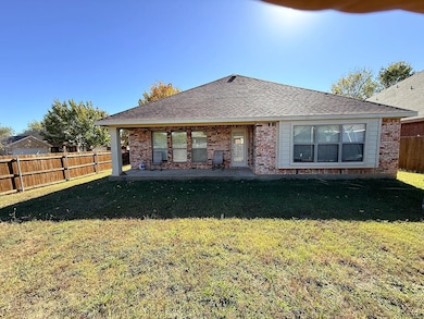661 Shotwell St, Crowley, TX 76036 - photo 6