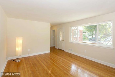 806 Hayward Ave, Takoma Park, MD 20912 - photo 5
