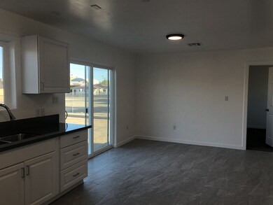 269 S 10th Ave, Yuma, AZ 85364 - photo 4