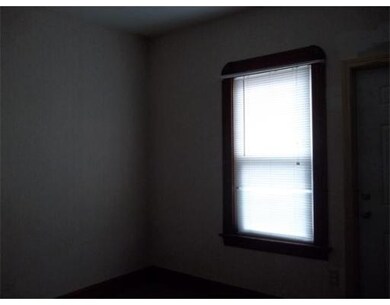 103 Mason St unit 2 Rear, Fall River, MA 02723 - photo 2